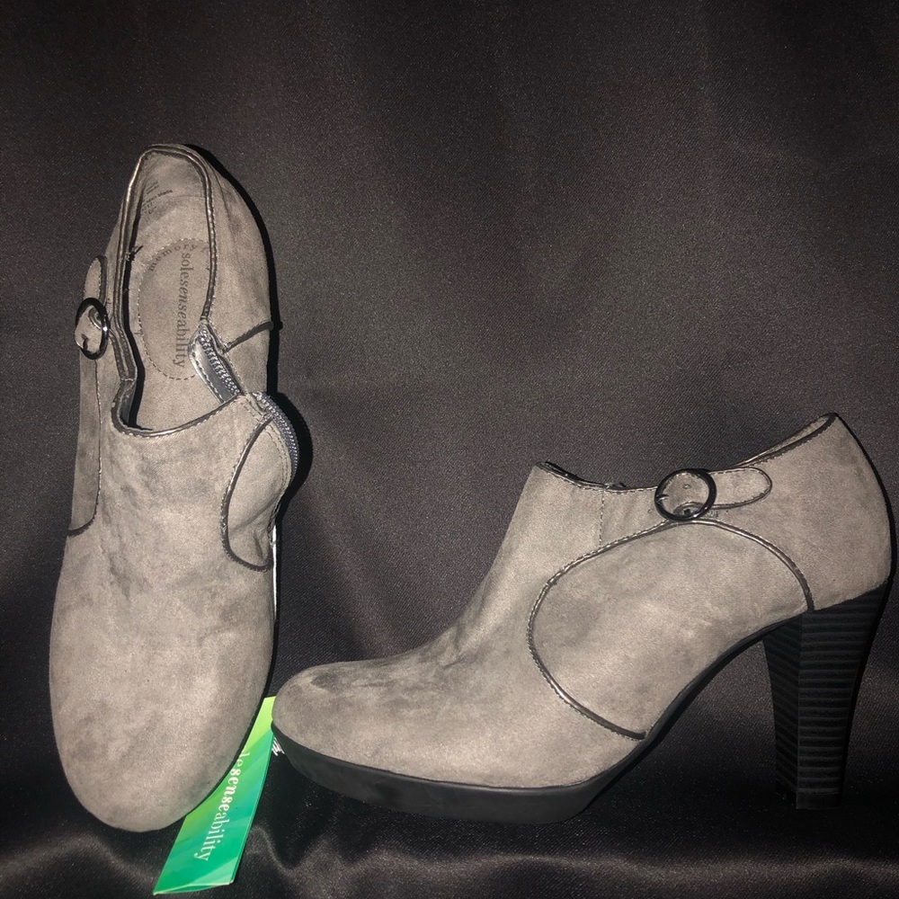 Grey Heels NWT